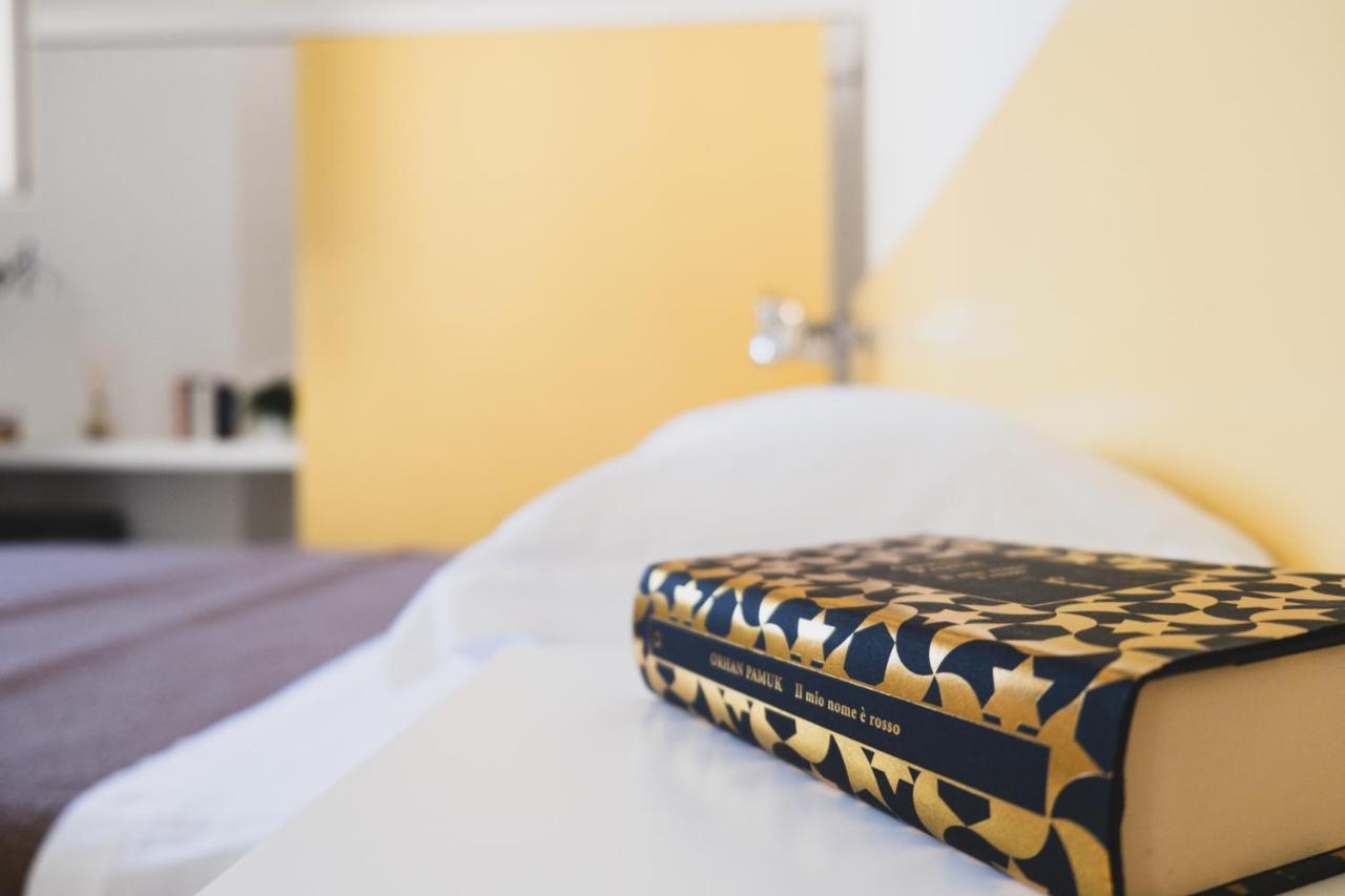 Casa Fola - City Centre Rooms เวโรนา ภายนอก รูปภาพ